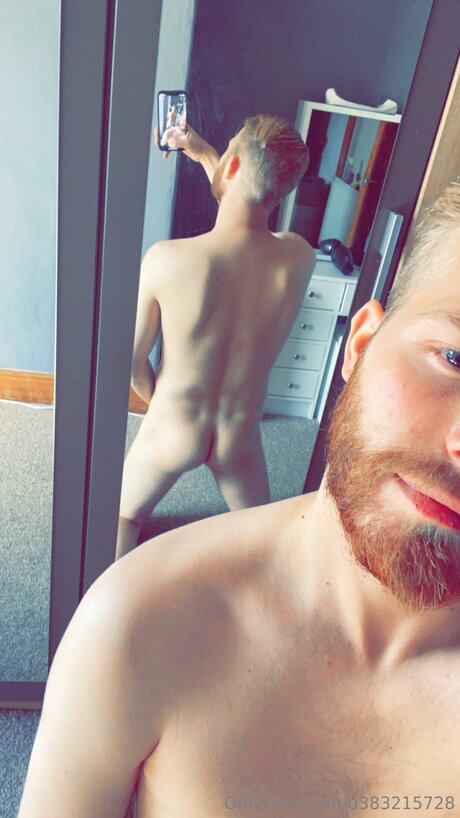 Lukeea nude model galleries