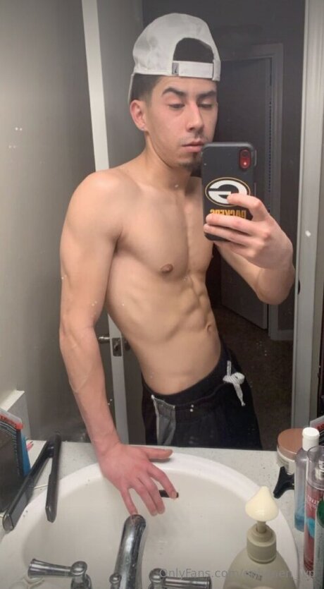 Onlymen Ivp star adult photo