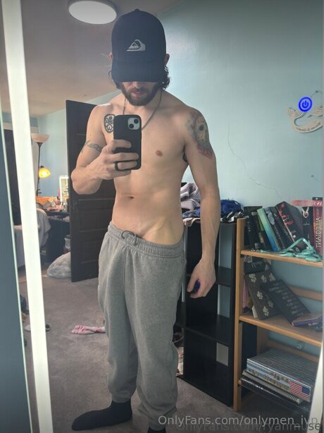 Onlymen Ivp porn model image