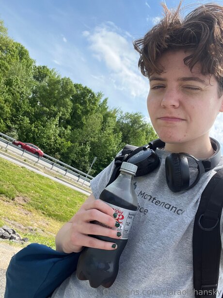 Carsonolshansky exclusive actress images