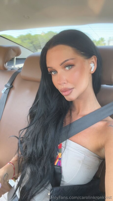 Carolinkronkvist sex star pictures