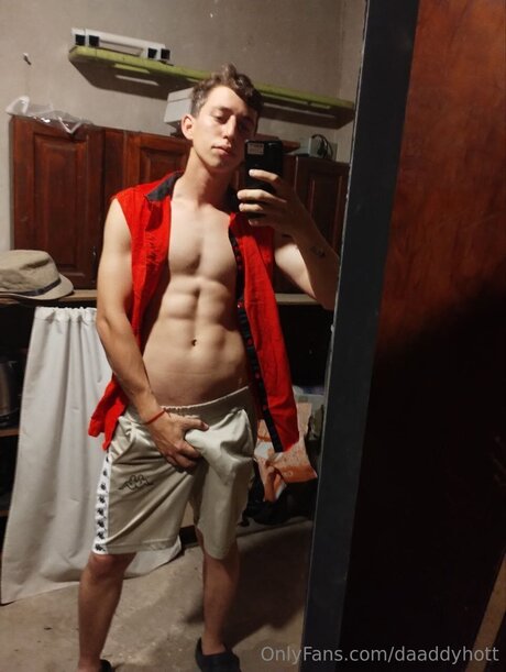 Daaddyhott perfect star photo