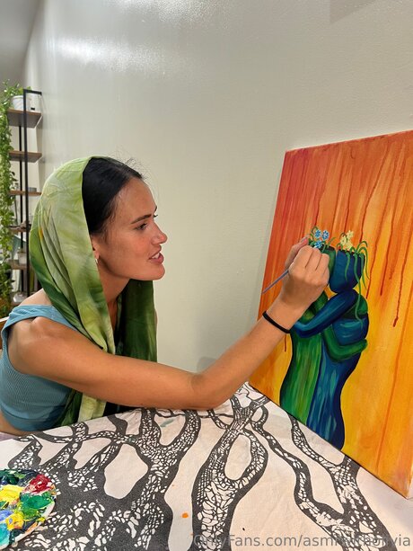 Asmrwitholivia pornstar gallery