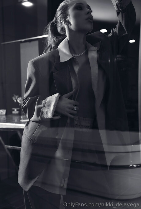 Nikki Delavega model nude galleries