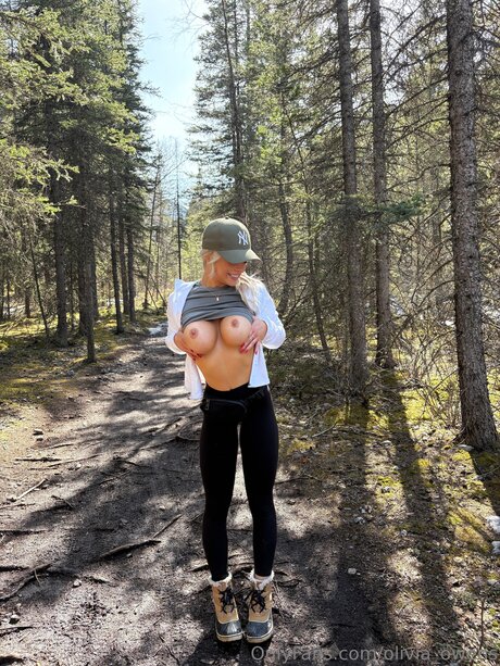 Olivia Owens hd model gallery