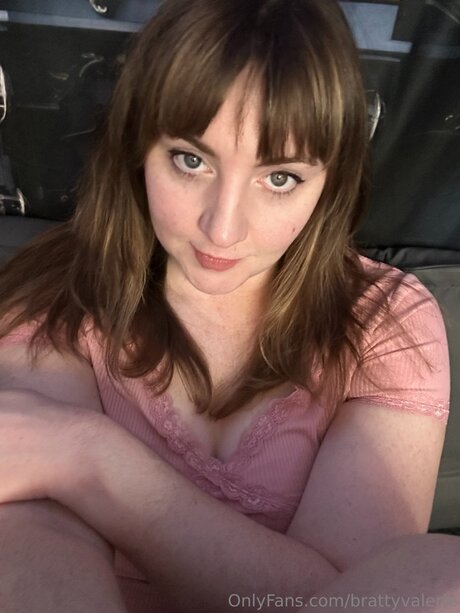 Brattyvalerie star sexy pictures
