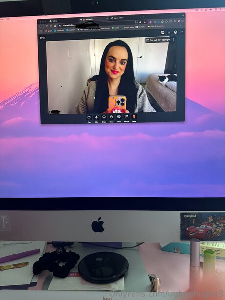 Ughughughx3 xxx model archive