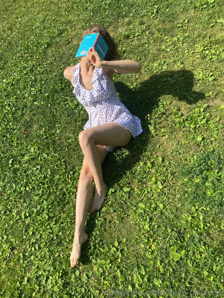 Fairy Prinsess art actress photos