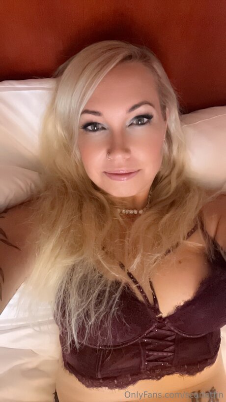 Scarletfin best actress img