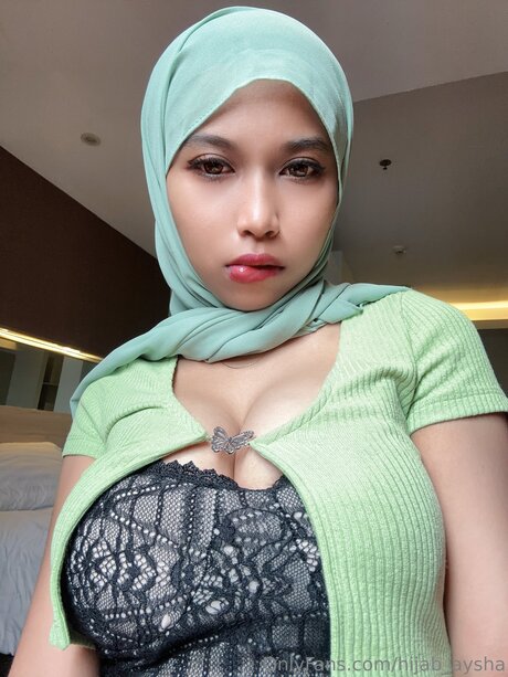 Hijab Aysha star nice gallery