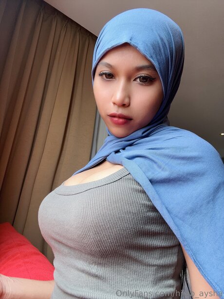 Hijab Aysha nice pornstar pic