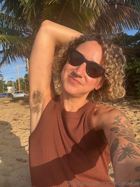 Rachel Mae36 model erotic pic