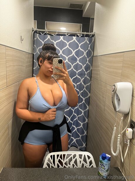 Alexisthagoatt best model pics