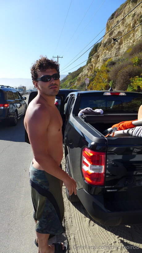 Thiccboirob sexy model picture