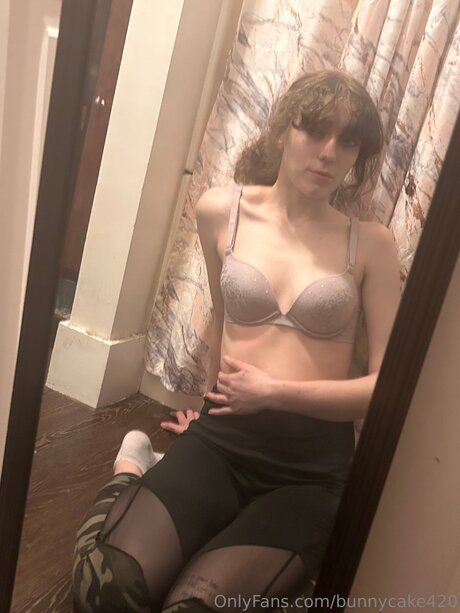 Bunnycake420 star nude archive