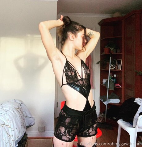 Ohmygawdronni model high quality photos