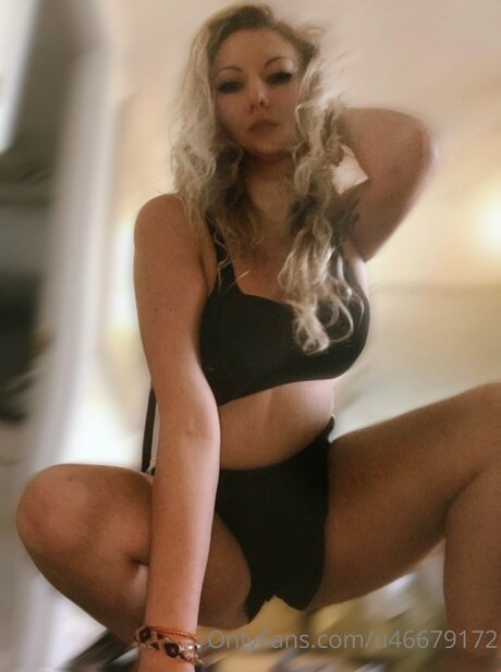 Autumn4u32 model adult gallery