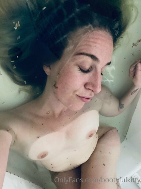 Bootyfulkitty nudes star pic