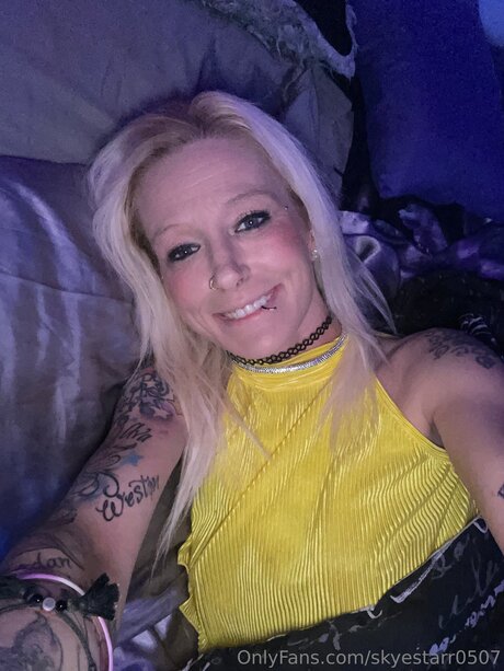 Skyestarr0507 pornstar nude images