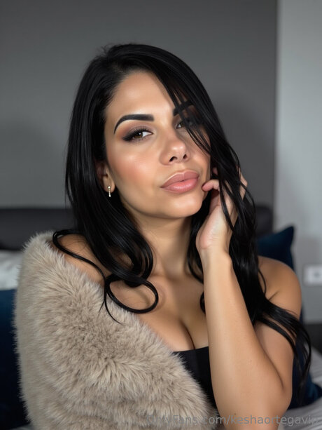 Keshaortegavip nudes model images