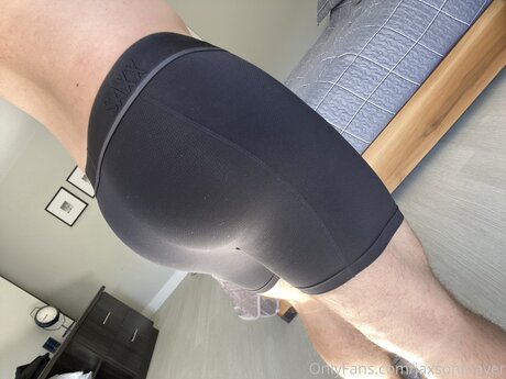 Jaxsonmayer naked star img