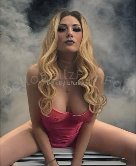 Bellabellzfanfam nudes model galleries