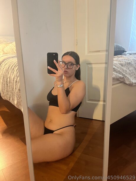 Lea Rlj free actress photo