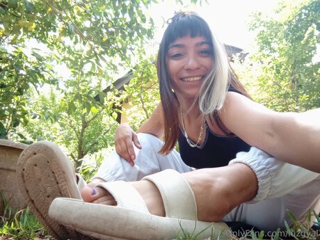 Luzgyal art model photo