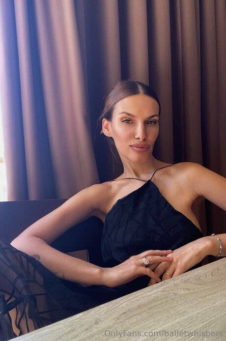 Balletwhispers star sexy pictures