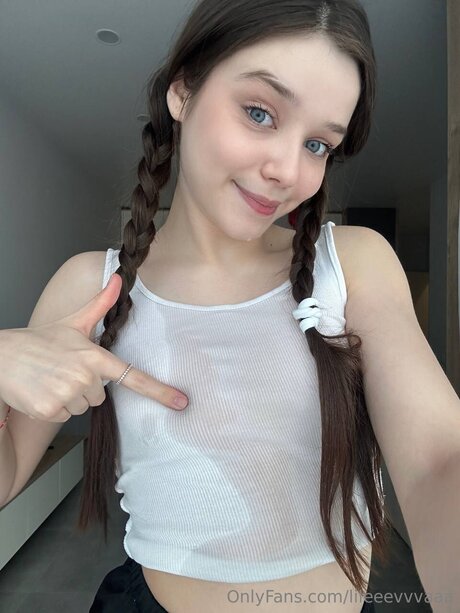 Lileeevvvaaa beautiful model galleries