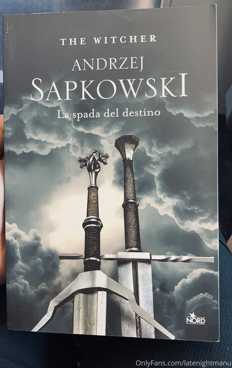 Bandwmanu pretty model image