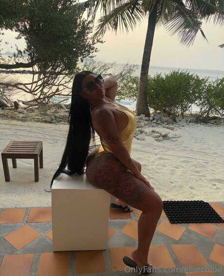 Elliechloe sex actress picture