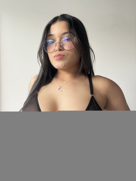 Emilymillerxx nude star pic