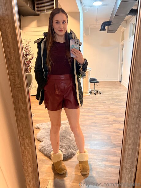 Tessajane sexy actress image