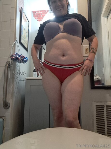 Trippykoala425 star hot pictures