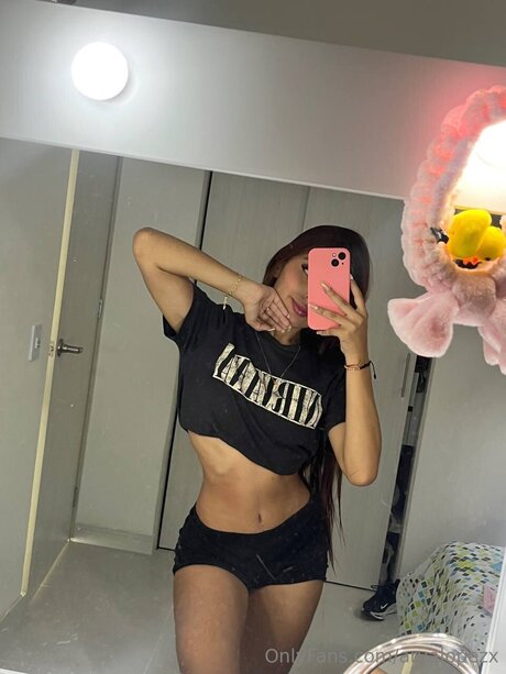 Aryalopezx star hd photo