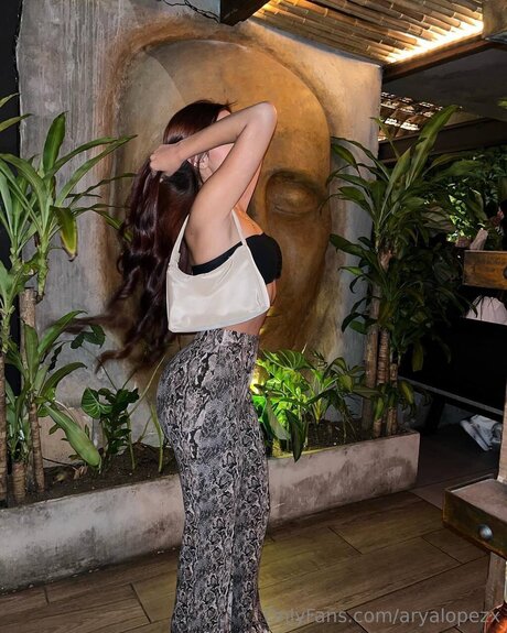 Aryalopezx model nudes picture