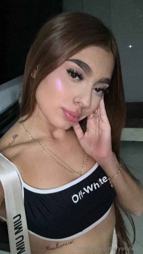 Aryalopezx pornstar free picture