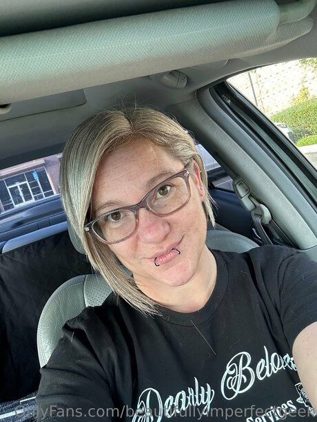 Beautifullyimperfectgeek beautiful pornstar pic