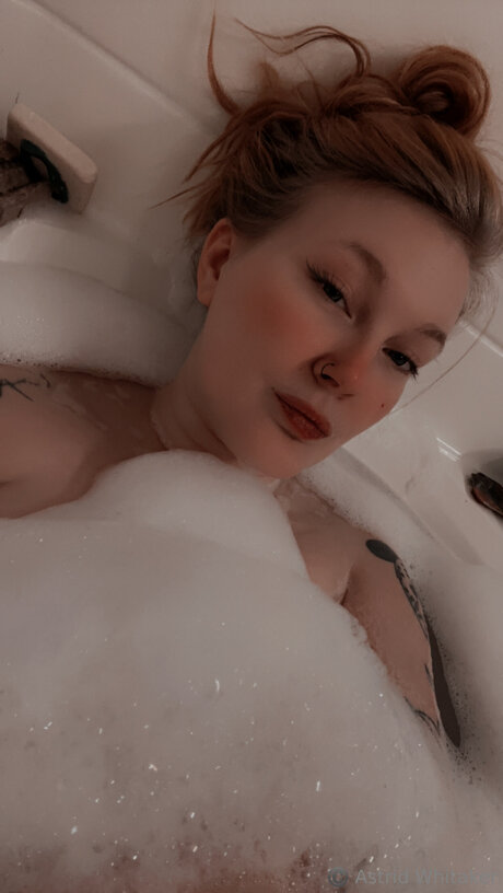 Astridwhitakerx pornstar perfect pics