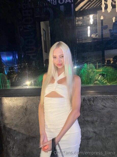 Empress Tiana model exclusive pic