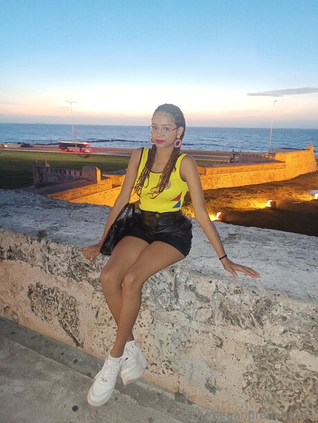 Meganpradamodel pornstar top picture