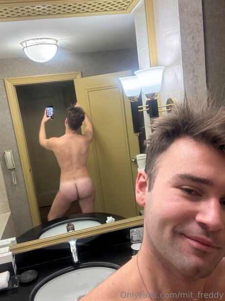 Mit Freddy sexy pornstar img