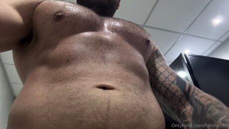 Fabinhobb star adult pic