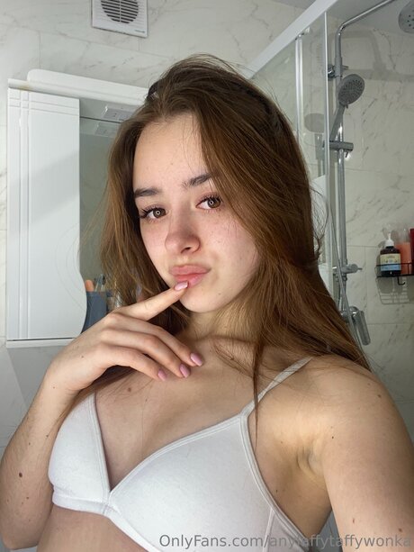 Anylaffytaffywonka beautiful pornstar img