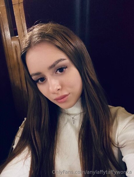 Anylaffytaffywonka top star pictures