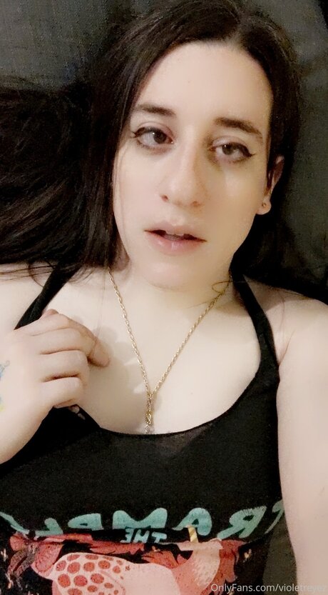 Violetreyez pornstar beautiful img