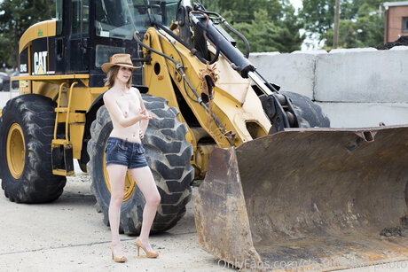 Cle Film And Photo model erotic image