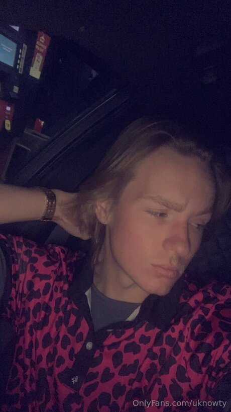 Uknowty star pretty pictures
