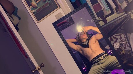 Uknowty pornstar pretty images